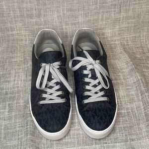 MICHAEL KORS poppy lace sneaker